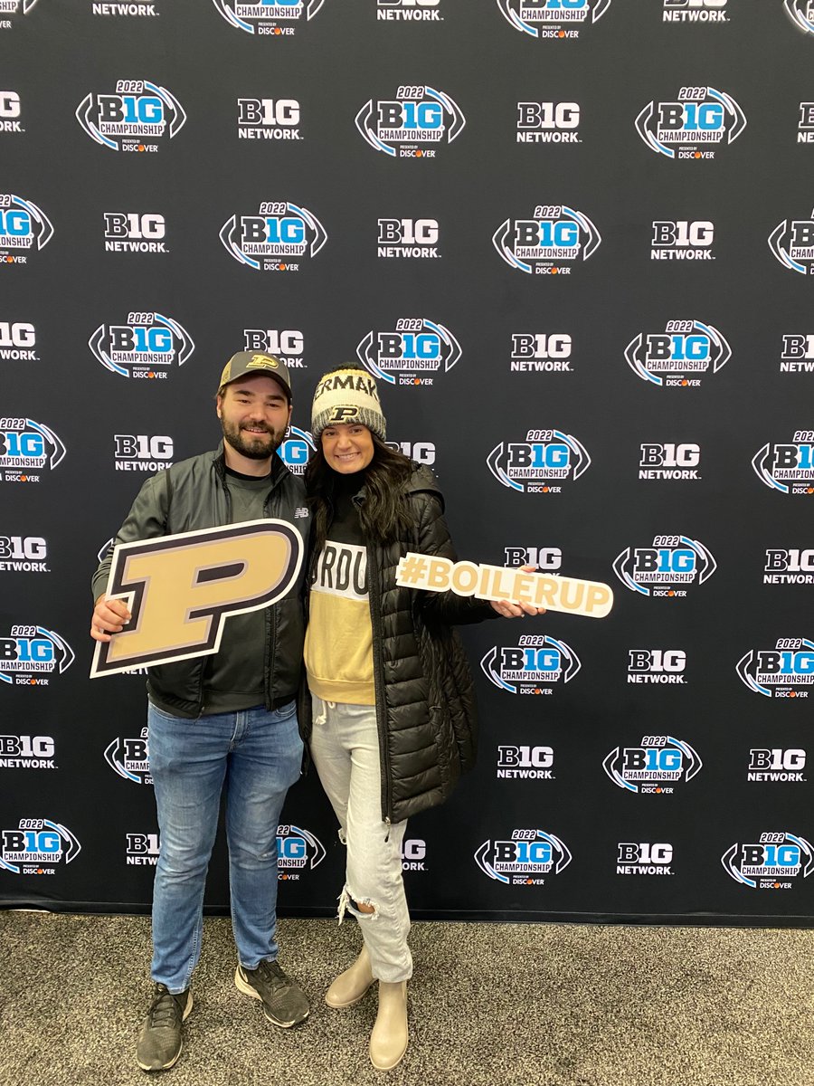 Juliaaaa_Grace's tweet photo. Ready to go to the game tonight! Let’s go Boilers!! @BoilerFootball https://t.co/zZjsNMmykt