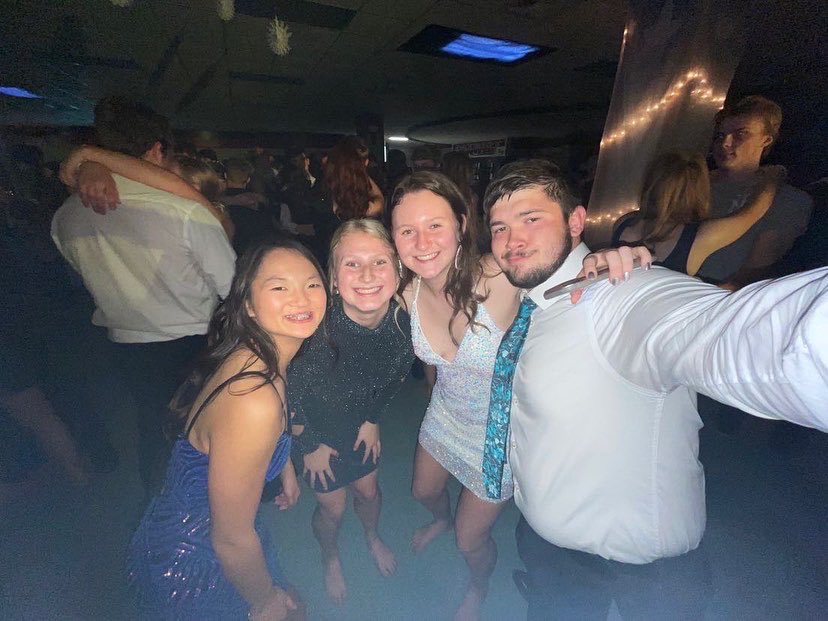 senior holiday ball 🪩
