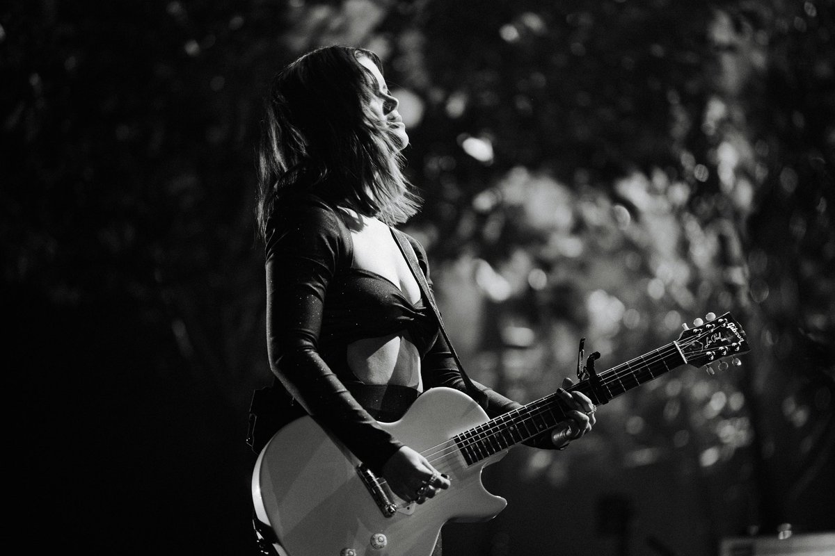 background music by this lunatic country music person was my favorite song of 2022 so obviously i jumped at the chance to shoot the final night of the humble quest tour, thanks for having me @marenmorris