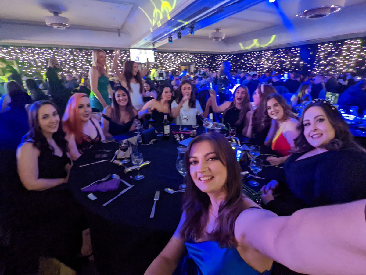 KayleighMackeyx's tweet photo. #dtglitterball 

Radiating beauty at at table 40/41 https://t.co/pnrwsoq0qk