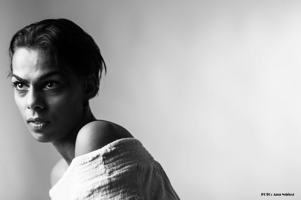 eljardindemab's tweet photo. Todo el mundo huye...

Modelo: Iordanka Alba

#photography #retrato #portrait #fotografía #picoftheday #studiopic #studiophoto #blackandwhitephoto #fotoblancoynegro #bnwphoto #nikonistas #eljardindemab

#Foto: Ana Núñez (@eljardindemab)
Web: https://t.co/uyq56V23zf https://t.co/mjPowpEo4Z