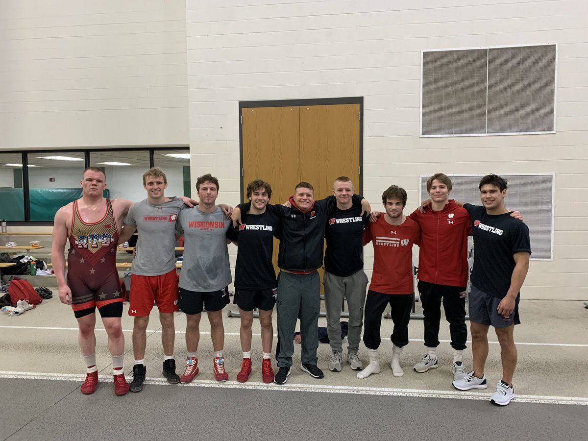 BadgerWrestling's tweet photo. Graham Calhoun took first in the 174lbs bracket at the Jim Koch open! ⬇️

📰: https://t.co/VA9oVGWQm9 https://t.co/GB363y6yCQ
