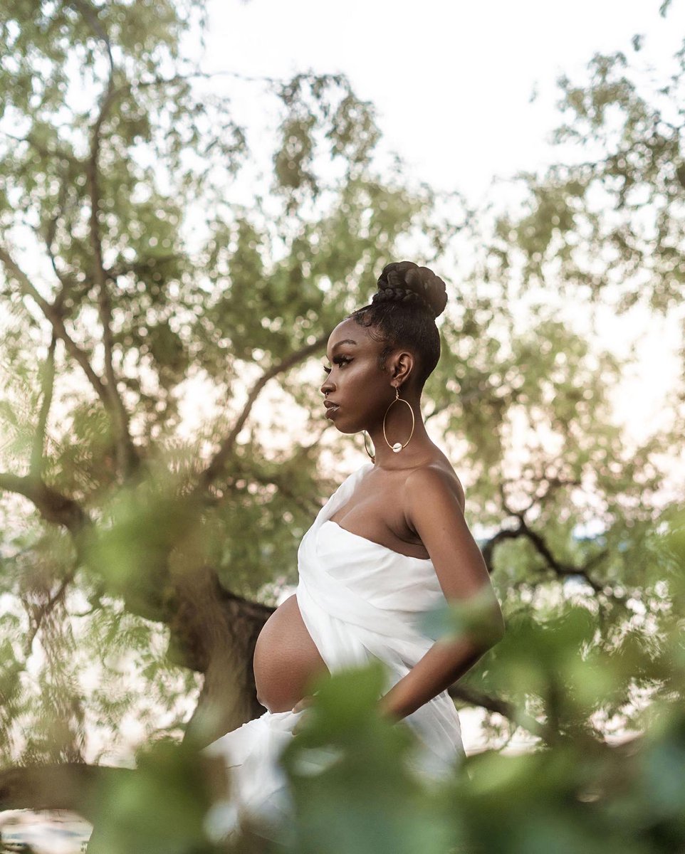Miakvisuals's tweet photo. Each moment of parenthood is a memory waiting to be captured❤️ 
#seattlephotographer #pnwphotographer #tacomaphotographer #seattlematernityphotographer https://t.co/tmpEjyzH2h