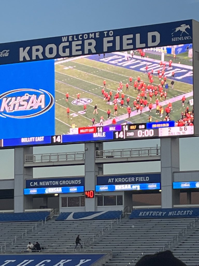 6A KHSAA State Championship halftime