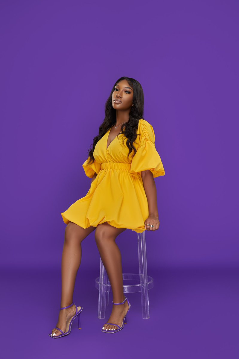 gabbyReneewill's tweet photo. Everybody wanted to know what I would do if I didn’t pass…I guess we’ll never know. Semester 5/5 checking in🥳 https://t.co/RyLakIp0TP