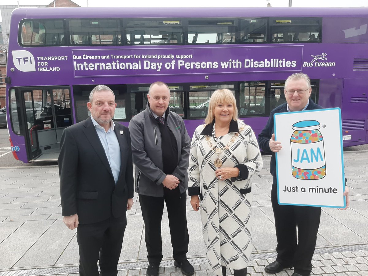CMDIRL's tweet photo. Thanks to #LordMayor @deirdreforde @jerrybuttimer & #Damien from @Buseireann joining me outside #CorkCityHall to celebrate #InternationalDayofPeopleWithDisabilities and the #JAMCard in front of the @TFIupdates #PurpleBus Following on the #initiative of @GaryJk64 & @dublinbusnews https://t.co/P4fIZy64Q9