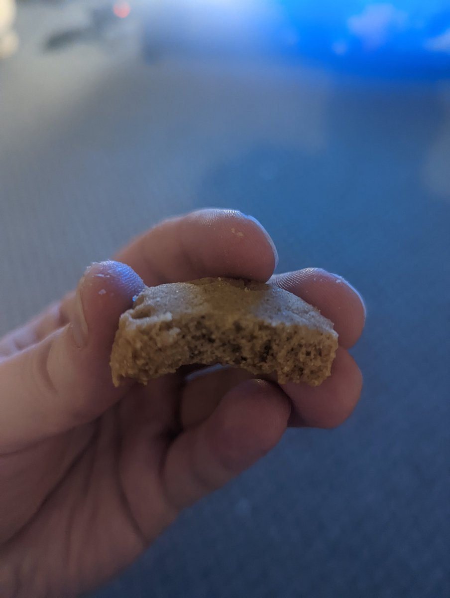 Theo Neumann (@oc_film) on Twitter photo Crumbly, buttery, amazing shortbread. Cheers guys, see you for a monthly order in 2023! <a href="/ShortbreadHouse/">Shortbread House</a> 🤝🏻 Crumbly, buttery, amazing shortbread. Cheers guys, see you for a monthly order in 2023! <a href="/ShortbreadHouse/">Shortbread House</a> 🤝🏻