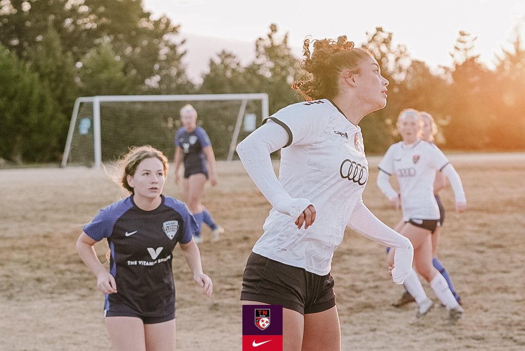 ECNLgirls's tweet photo. .@loudounsc U17s come out of the break on 🔥.

They add two quick goals to break the scoreless match and now hold that 2-0 lead over @FlKrazeKrush. #ECNLTN https://t.co/A3aLQzUmK9