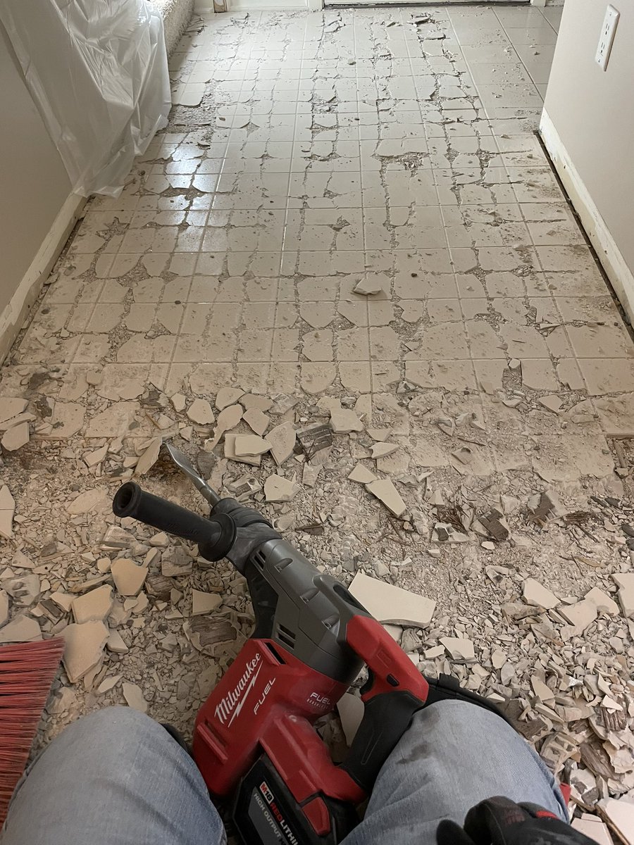 zone_tool's tweet photo. Putting the tools to use. This M18 SDS MAX makes this job go fairly easily. Definitely needed the MAX. Hard wood flooring will replace this ‘80s tile. https://t.co/0LVLn1gZlZ