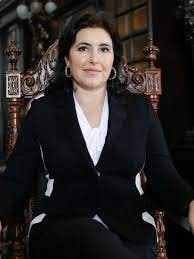 Boa noite, menos para quem se vendeu para um ladrão em troca de ministério e recebeu um puxão de tapete.