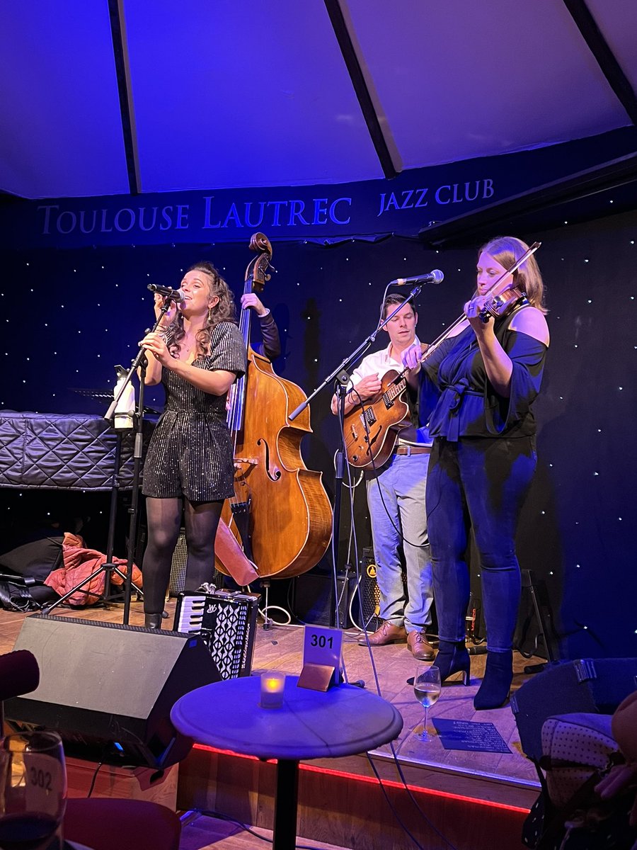 rhepher's tweet photo. Brilliant performance by @taylornotcutt and #pixieandthegypsies at #toulouselautrec last night. Didn’t know what to expect, but they were excellent. https://t.co/xNY7J3GVK4