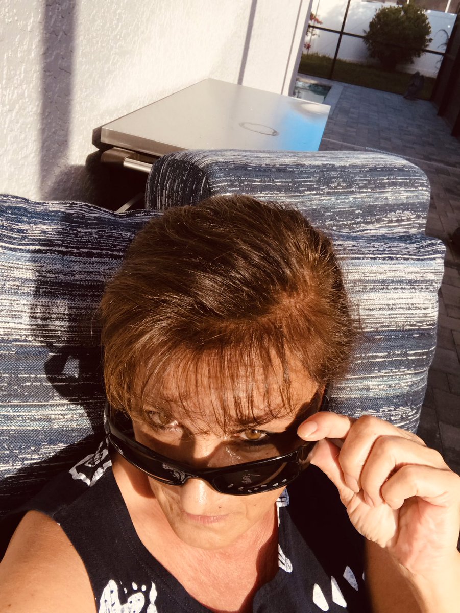 NeColleMarino's tweet photo. @catturd2 Sometimes I accidentally take a #smartasspill when I meant to take a #smartpill. You are my #spiritanimal https://t.co/HCTj8LzRCW