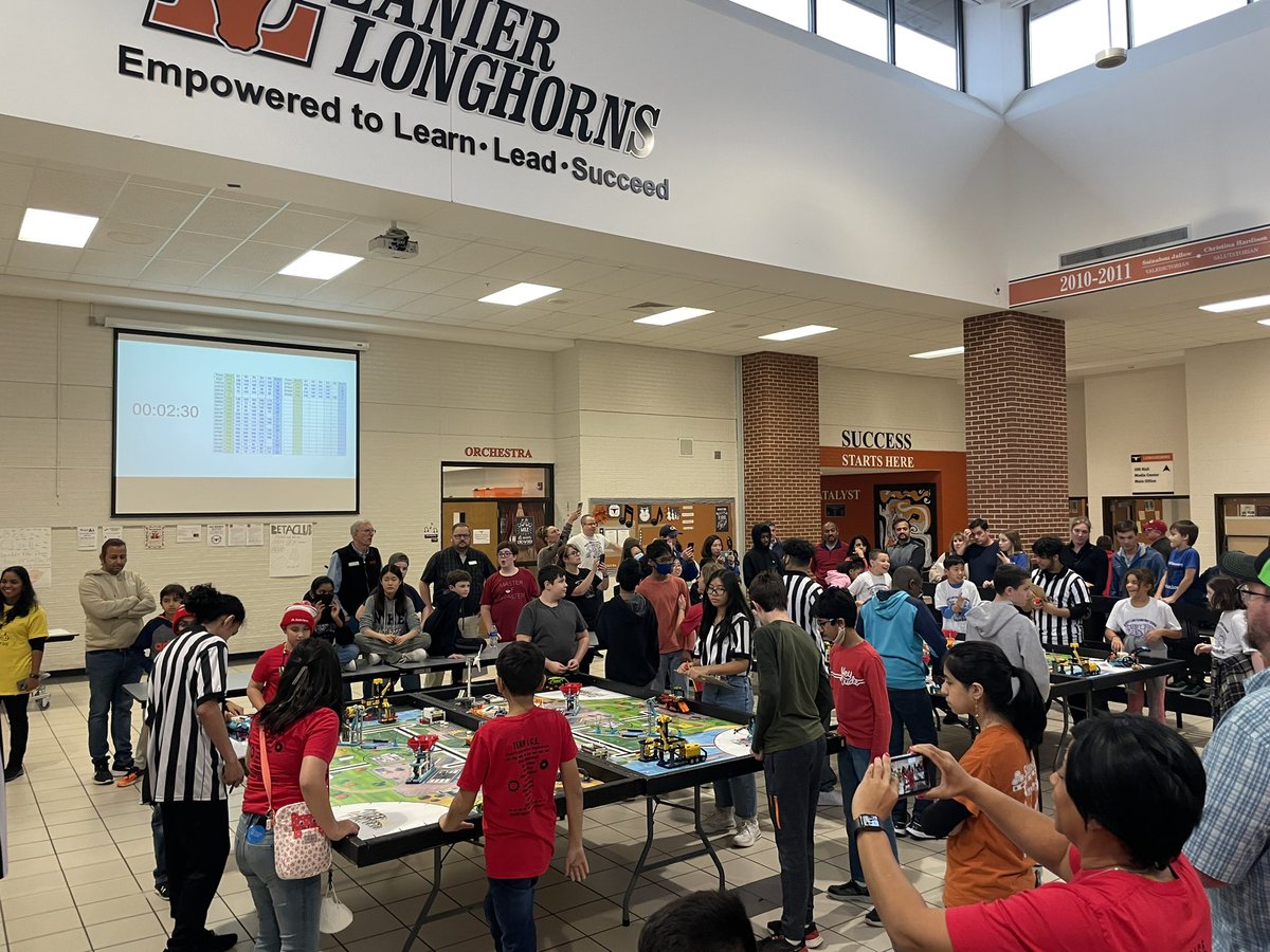 CS4All_GCPS's tweet image. Great job to all of our @firstlegoleague Challenge teams who competed in robotics tournaments across the district today! It was a fun kick-off to #CSEdWeek! #GCPSCS4All #TeamGCPS