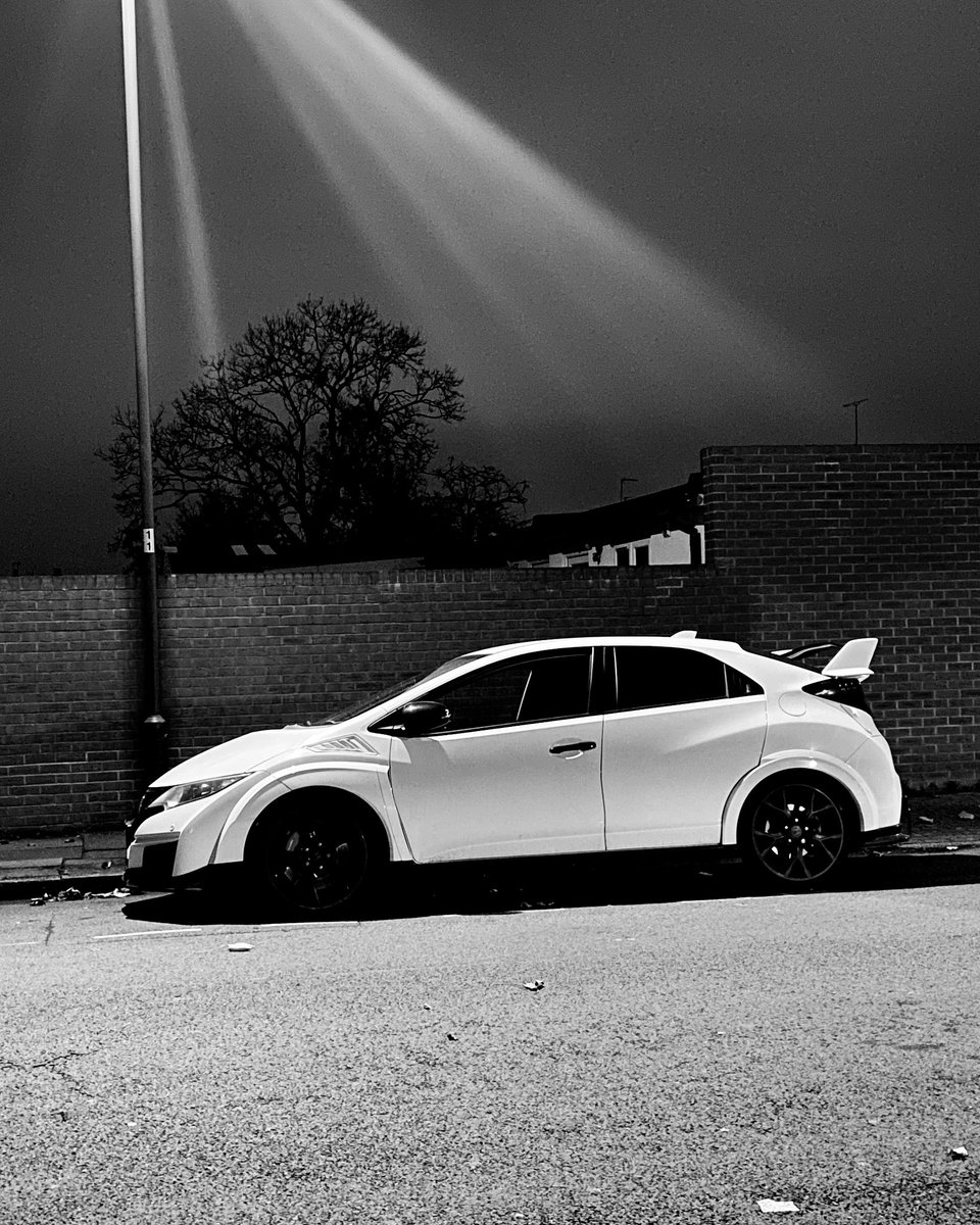 nitin_suriacant's tweet photo. #civictyper #civicfk2 #fk2r #typer https://t.co/f5NLFi4fai