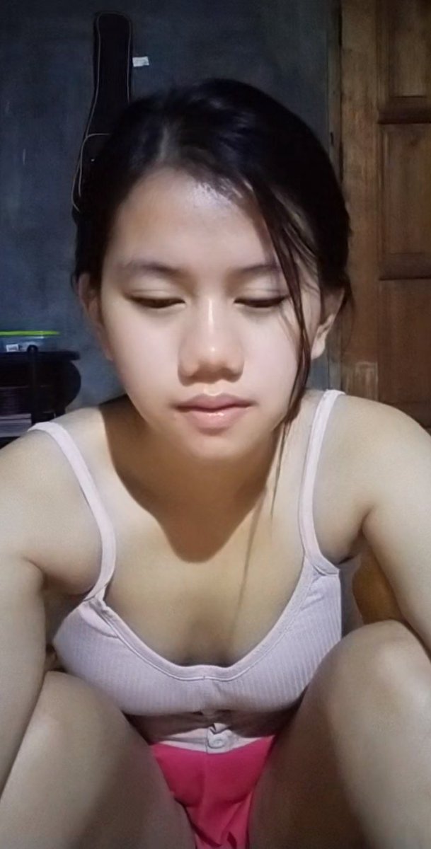 laekrup12's tweet photo. เจอในมือถือหลานสาวน่าเยสหีจริงๆ #เงี่ยนหีอยากโดนเย็ด https://t.co/LvkWZ7h460