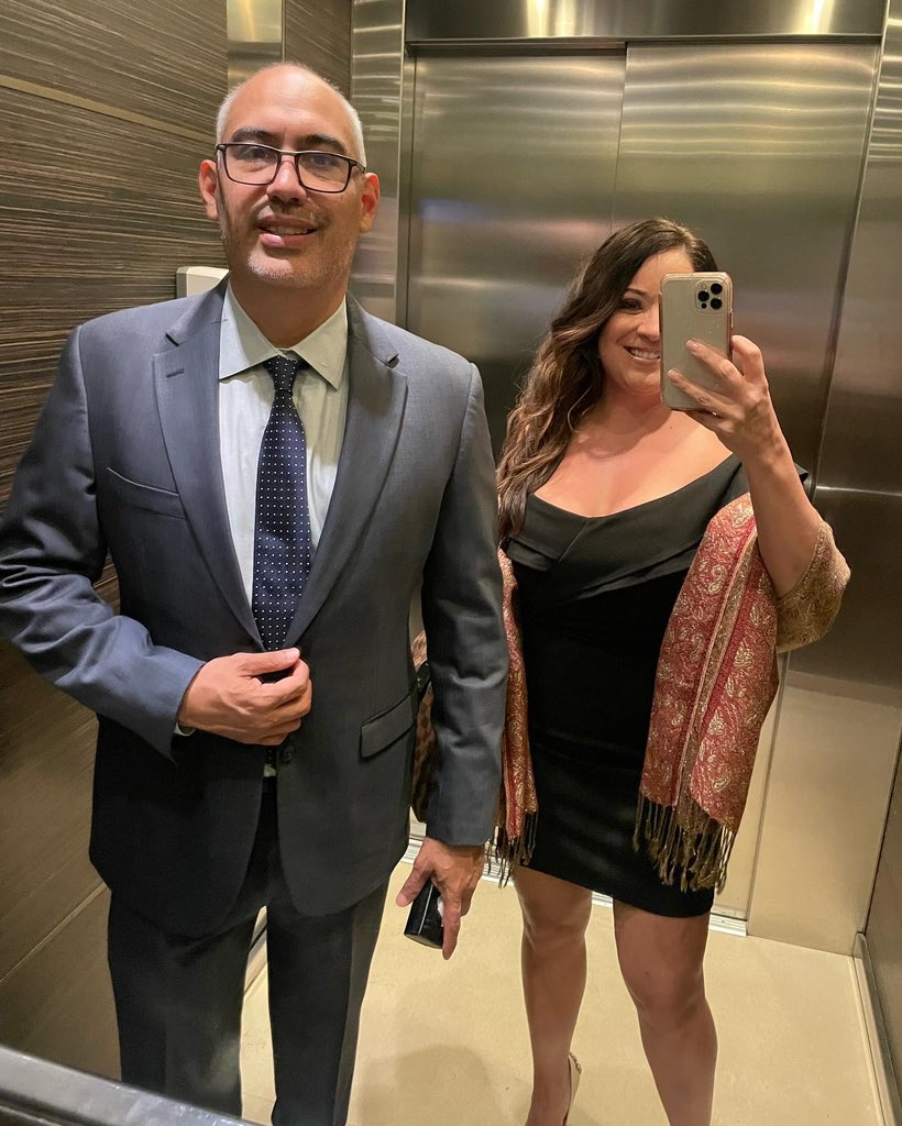Adrienne4Merica's tweet photo. It's pretty much date night at David & Alexis's wedding! Feels good to get dressed up every once and a while!#stylinandprofiling #letsgo #vamos https://t.co/QtdXjfzRlq