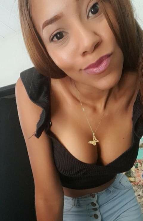 GilDhanna's tweet photo. ALGUIEN AQUÍ QUIERE VER MIS TETAS? 🔥🤤
SÍGUEME AHORA Y DALE RT AMOR TE LAS MUESTRO AL DM 😈😈😈 https://t.co/xT2B56m7XW