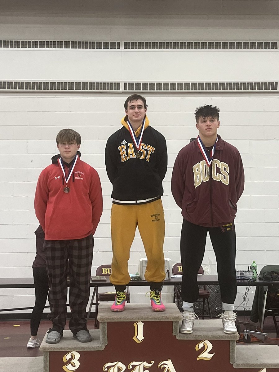 eastcoachdierks's tweet photo. Brian Thilges—Blue Earth Tourney Champion—195.  Picking up where he left off last year. Good work Brian. https://t.co/lnxvRkvUNb