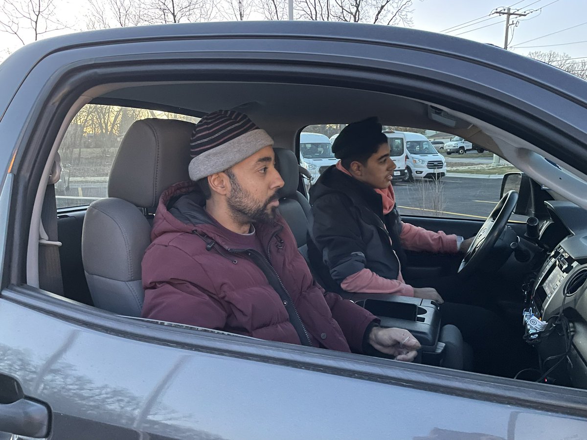 Ahmadiyya_Zion's tweet photo. Milwaukee and Zion Khuddam serving on the security team for the National Majlis-e-Shura of Lajna Imaillah USA https://t.co/A9FnbP20kD