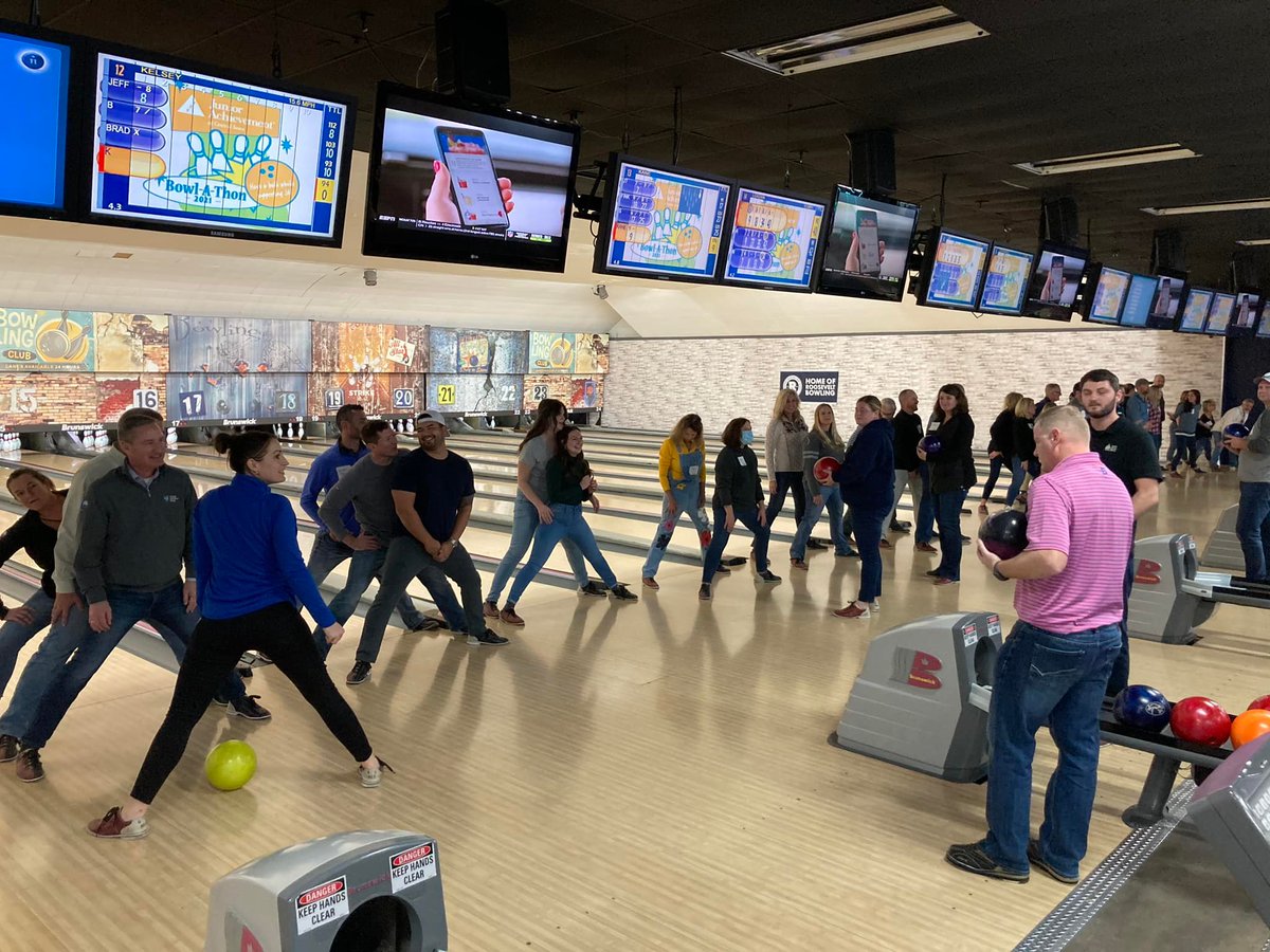 Thinking of all the fun we had last year at our JA Bowl-A-Thon! The fun continues next week! We are thankful for another one of our 2022 JA Bowl-A-Thon platinum sponsors @dotdashmeredith!   We truly appreciate the support they continue to show our special events year after year!