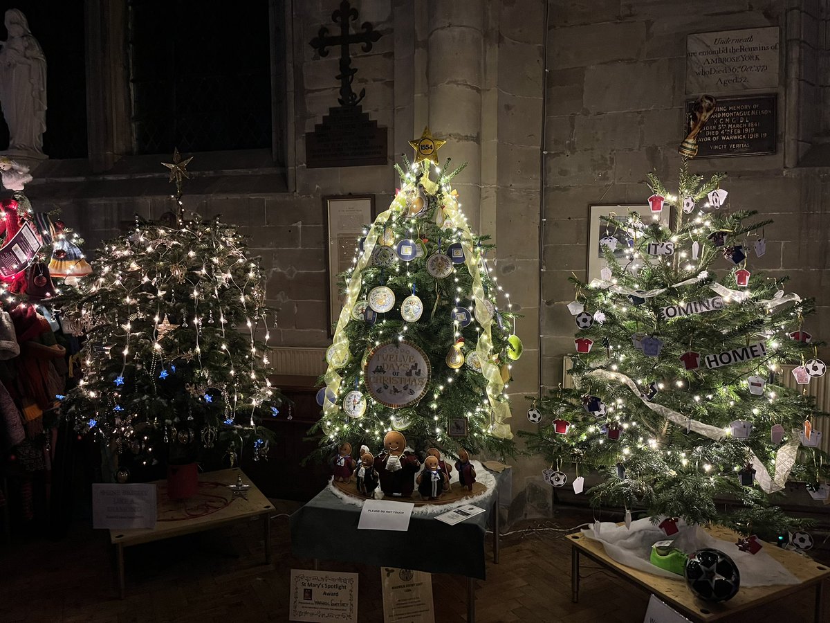 Last day of the <a href="/StMarysWarwick/">St Mary's, Warwick</a> Christmas Tree Festival tomorrow Sunday 4th December. We have had over 5000 people through the door since #warwick Victorian Evening. Open from 12.30 until 4pm.