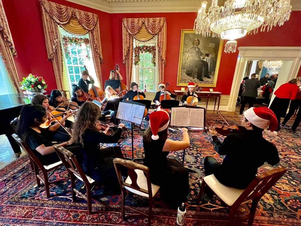 Congrats to the <a href="/BHSAACPS/">Broadneck HS</a> Chamber Orchestra on its #AACPSAwesome performance during the Governor's Holiday Open House today.