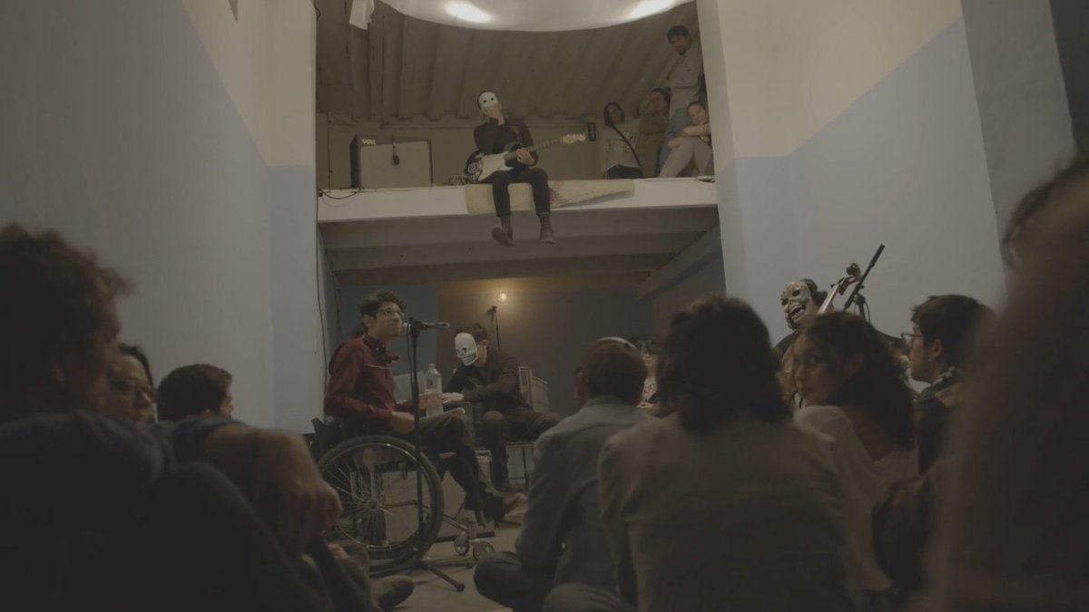 Ensamble Zoonoros
Zoonoros, Ciudad de México
Teatro El Galeón Abraham Oceransky del Centro Cultural del Bosque
Público en general, interesados en la experimentación sonora y de la palabra 16 +
50 minutos
Entrada libre