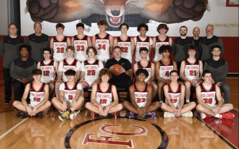 FCStudentSec's tweet photo. The boys start off 2-0. 😤😤
W vs Pine Richland 50-38 Kam Greil 21 Pts
W vs Upper St. Clair 63-47 Jimmy Hanna and Erik Wilson both with 14pts

First home game Friday 🤫 https://t.co/7cldkNcWEo