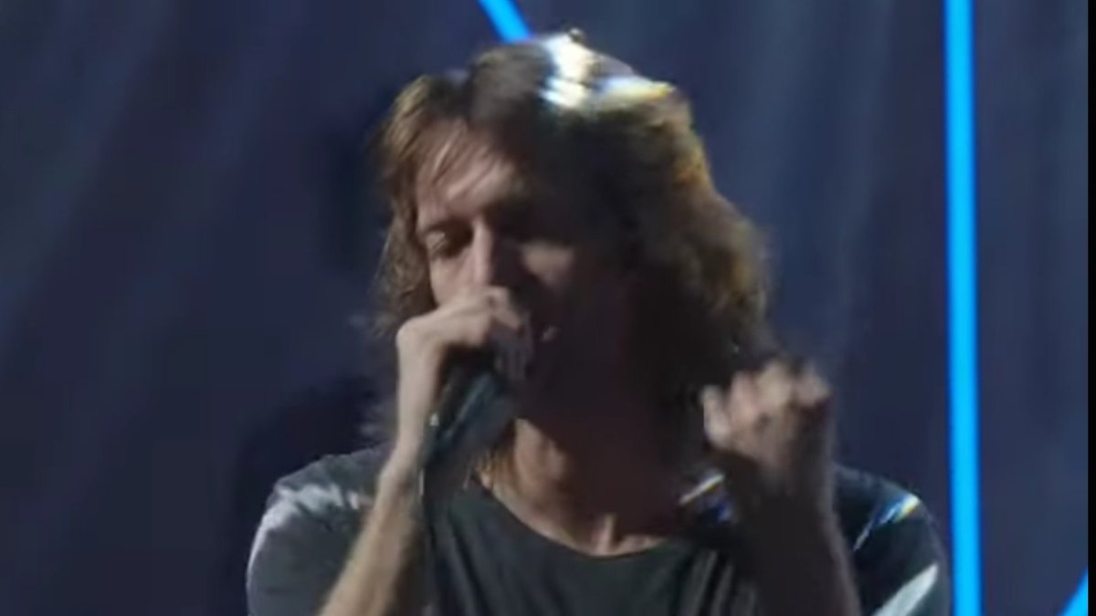 Abourke3Aoife's tweet photo. Electrifying show by @PaoloNutini 
#OtherVoices #OV21 https://t.co/1AaWoxMvtv