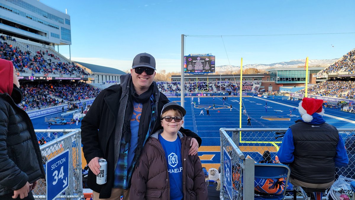 #BSU #MOUNTAINWESTCHAMPIONSHIP
#Boise #dadlife  #pubbeer