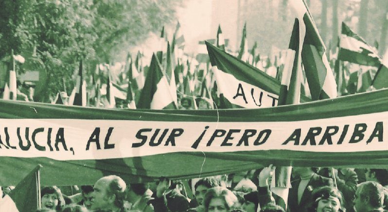 migueldsacc's tweet photo. 4 de diciembre de 1977.
Andalucía barre el polvo convirtiéndose en un mar de #arbonaidas en señal de amor, lucha y dignidad.
Una bala asesinó a Manuel José García Caparrós, lo que no sabían fue que su legado está más vivo que nunca. 
Feliz 4 de diciembre!
Viva Andalucía!!! https://t.co/Pvpm6Gb0Vy