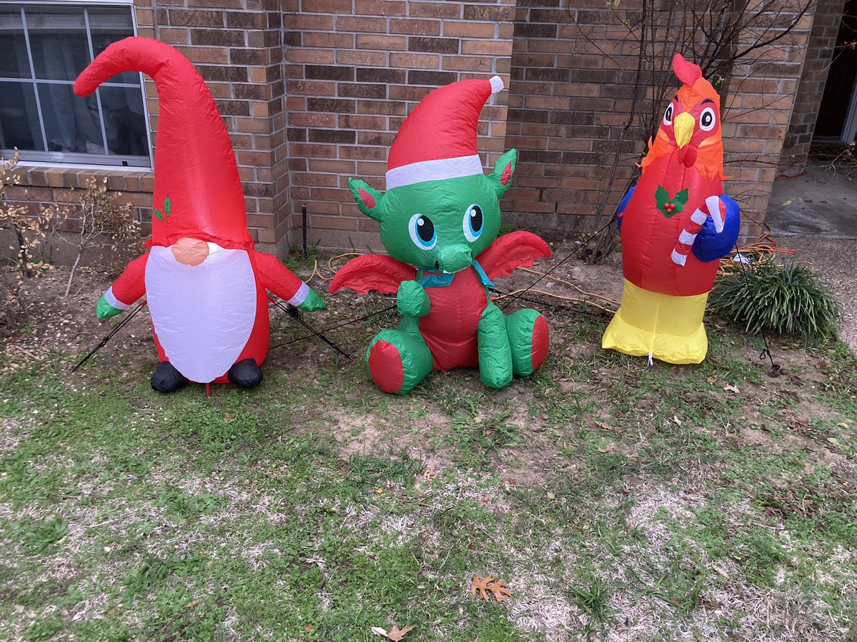 Christmas inflatables are up. #christmas #christmas2022