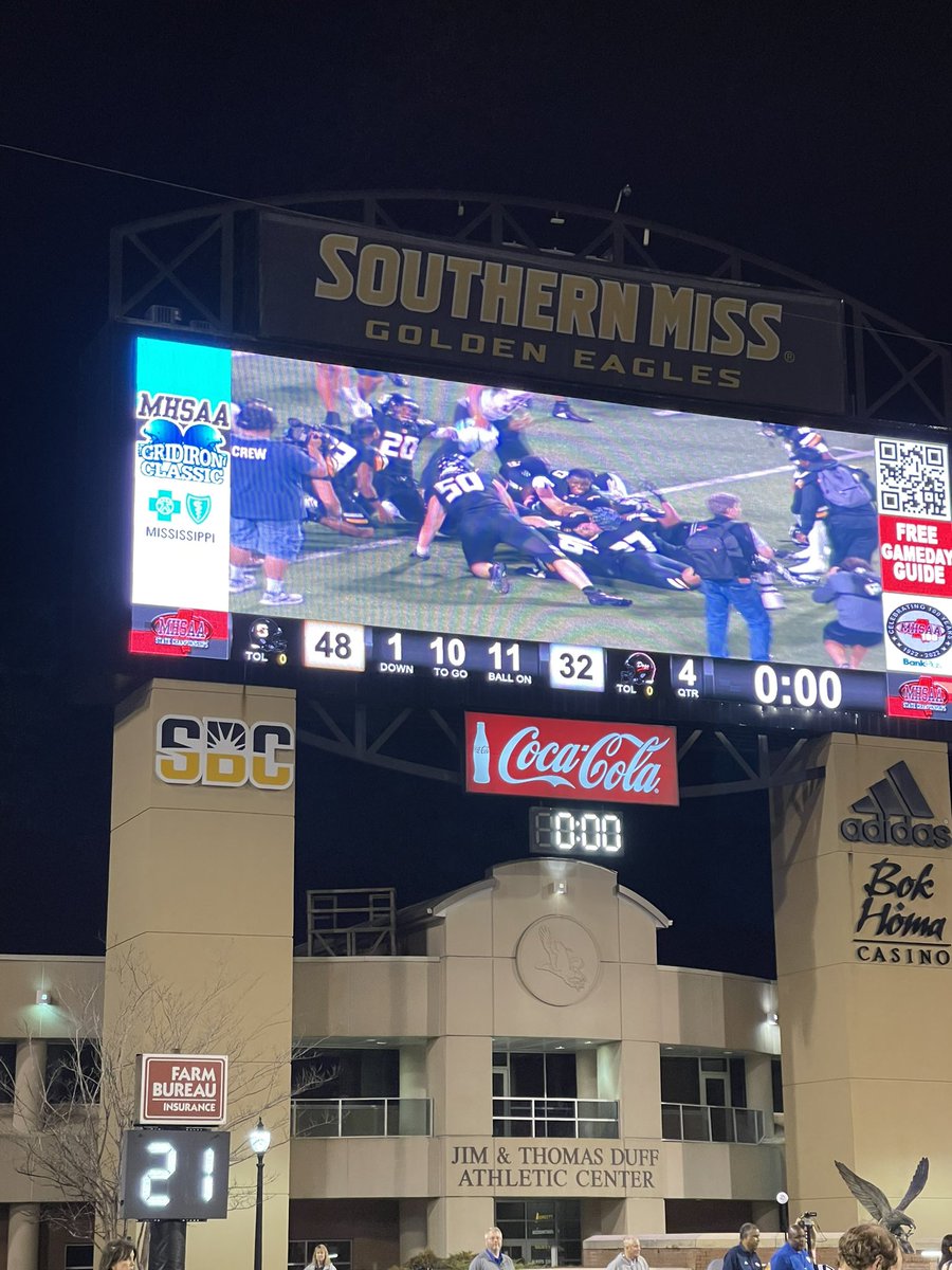 Final Score Starkville 48 Brandon 32 <a href="/MacCorleone74/">Rion (Ree-un) Young</a> <a href="/Starkville_High/">Starkville High School 🐝</a> <a href="/StarkvilleFBall/">Starkville Football</a> <a href="/shsjacketbuzz/">SHS Jacket Buzz</a> <a href="/MSHighSports/">Mississippi Sports</a> <a href="/5thQtrScores/">5th Quarter Scores</a> <a href="/FlyHighTank/">RT</a> <a href="/BrandonBulldogs/">Brandon Bulldog Athletics</a>