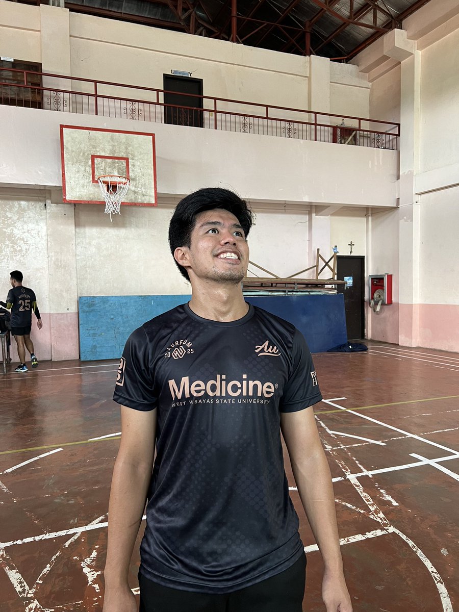 WvsuMsc's tweet photo. Still undefeated, AUREUM MVT is your Volleyball Champs after winning against DAGITAB in three close sets. 🏆✨🥇
25-20
25-23
25-21
Best Scorer and MVP: Brendan Yerro
#Hinampang2022
#Going8Bit https://t.co/ByGmQDe8lI