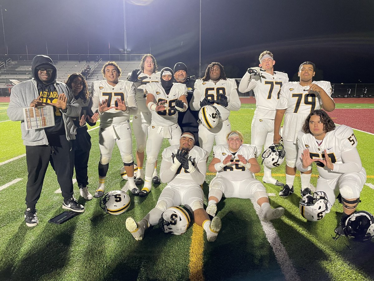 Cody Cameron (@codytcameron) on Twitter photo S/O <a href="/saguarofootball/">Saguaro Football</a> for proving me wrong!! Amazing performance by <a href="/CoachMMartinez/">Mark Martinez</a> OL group in tonight’s 43-42 victory over Liberty. The Beefs were incredible up front in pass protection for QB <a href="/Devonddampier/">Devon Dampier</a>, HUGE reason why Saguaro was able to knock off the Lions <a href="/CoachMohns/">Jason Mohns 🔱 🏈</a> S/O <a href="/saguarofootball/">Saguaro Football</a> for proving me wrong!! Amazing performance by <a href="/CoachMMartinez/">Mark Martinez</a> OL group in tonight’s 43-42 victory over Liberty. The Beefs were incredible up front in pass protection for QB <a href="/Devonddampier/">Devon Dampier</a>, HUGE reason why Saguaro was able to knock off the Lions <a href="/CoachMohns/">Jason Mohns 🔱 🏈</a>