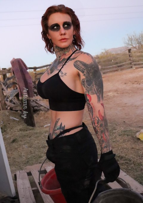 A few BTS after my Ghost photoshoot. Because chores still exist even after you think the work is done