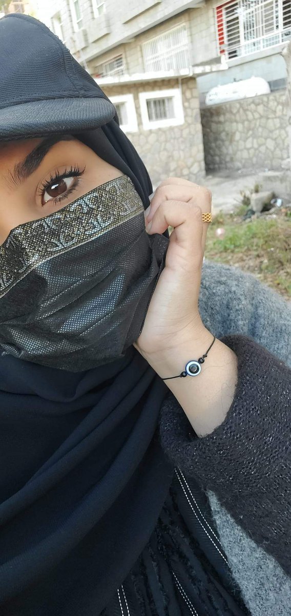mzh_anyh's tweet photo. ”أن يكون لِي شخصٌ،
يتقبل خوفي الدائم ويعرف كيف يجعلني
أطمئن،
شخصًا كل ما أعرفه عنه 
أنه مفهومي
للأمان.“
.💜💜🥀 https://t.co/yTxMpuvvdD