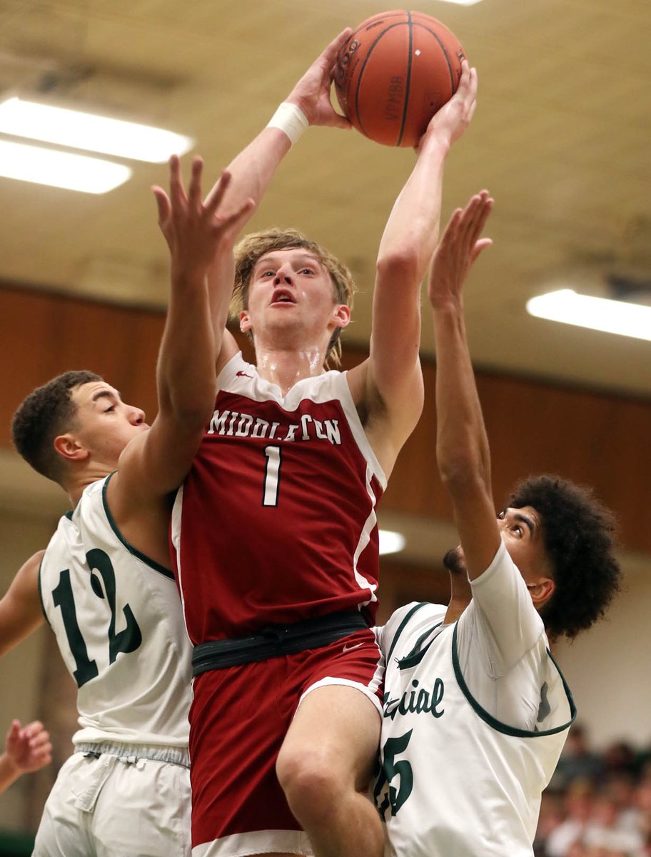 robreischel's tweet photo. The @MHSBallers are 2-0. Here's the story on their wins over Madison Memorial and Sun Prairie East. Photos by Mary Langenfeld
https://t.co/QQfFtXjO5A https://t.co/Cg2Nzljlnq