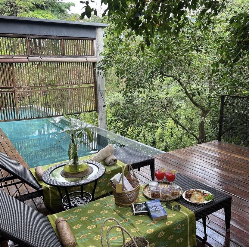Jomkitamy's tweet photo. Villa mewah ala ala Bali! #JomKita 

Lepasni tak payah pergi jauh jauh sebab kat Seremban pun dah ada villa mewah macam dekat Bali! View dia pun cantik weh! 

📍The Shorea, Village Kolam Air, Mukim Pantai,, Jalan Jelebu, 71770 Seremban, Negeri Sembilan https://t.co/axk2mfKjCL