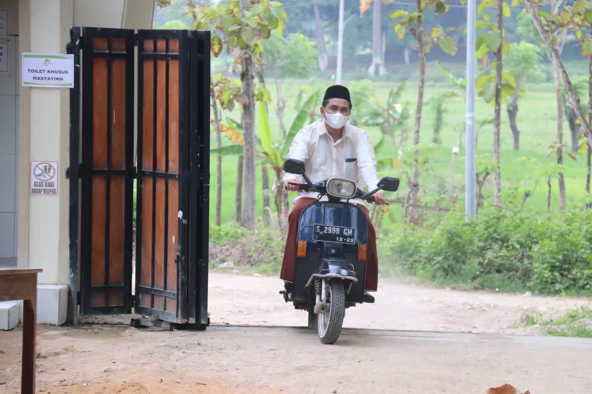 TerusBergerakNgabdiKyai.
#GusYasin #PanglimaSGN
#SantriGayengNusantara 
#WagubJateng #TajYasinMZ
<a href="/TajYasinMZ/">Taj Yasin Maimoen</a>