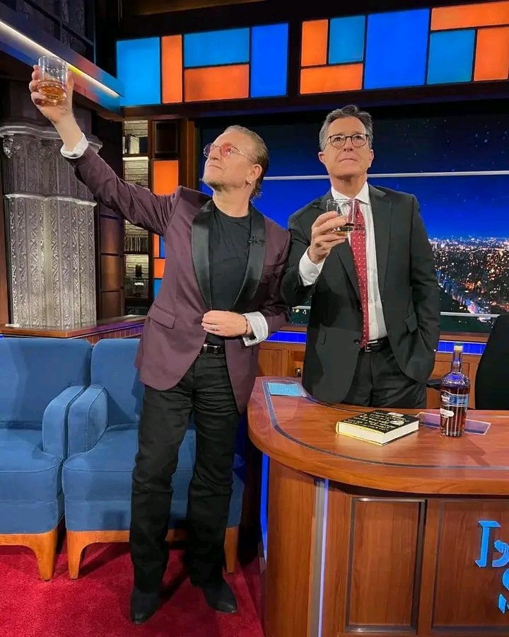 thecubanLEVY's tweet photo. Tócate reidelmundo..‼️
@colbertlateshow dice Bacardí que no entendió el chiste😂😂😂
#cubanmode #havanaclub #spirits https://t.co/0nKFkBygc8