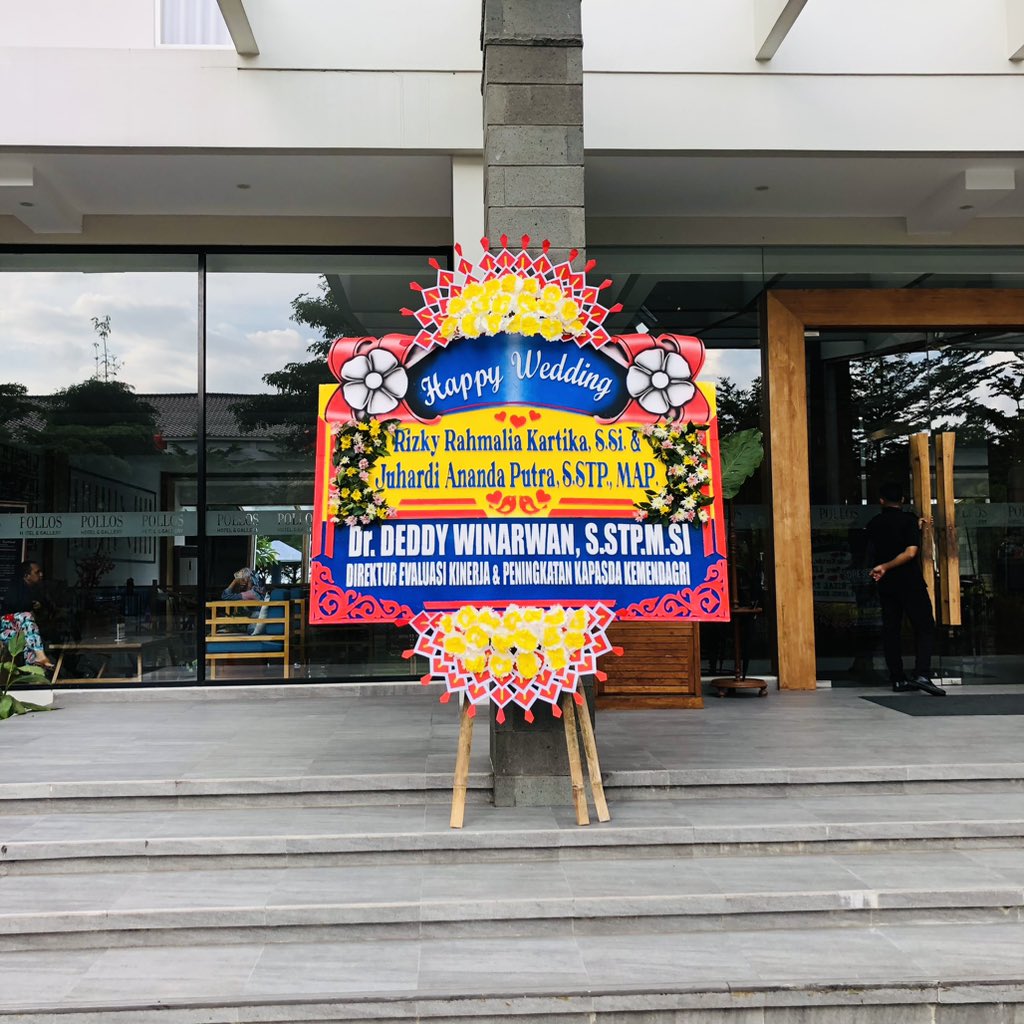 floristrembang's tweet photo. TOKO KARANGAN BUNGA DI REMBANG 24 JAM ☎️081215758846
WA https://t.co/oQUnQCUYP0…
#rembang #pamotan #sedan #kaliori #kragan #lasem #pancur #sale #sarang #sulang #gunem #jatirogo #sumber
#karanganbungarembang #tokokaranganbunga #tokobungaterdekat #bungapapanterdekat #florist https://t.co/ugoSQ82A7w