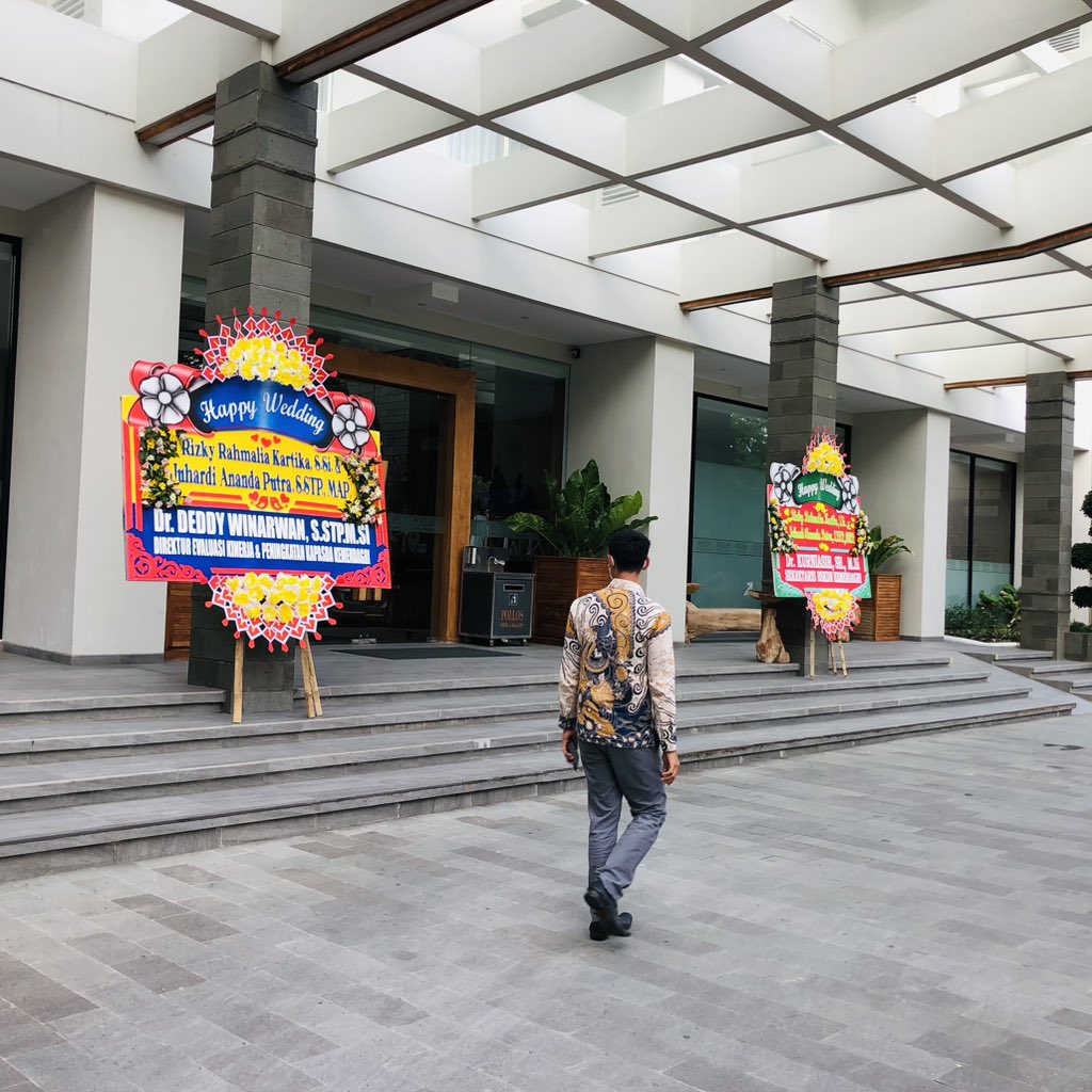 floristrembang's tweet photo. TOKO KARANGAN BUNGA DI REMBANG 24 JAM ☎️081215758846
WA https://t.co/oQUnQCUYP0…
#rembang #pamotan #sedan #kaliori #kragan #lasem #pancur #sale #sarang #sulang #gunem #jatirogo #sumber
#karanganbungarembang #tokokaranganbunga #tokobungaterdekat #bungapapanterdekat #florist https://t.co/ugoSQ82A7w