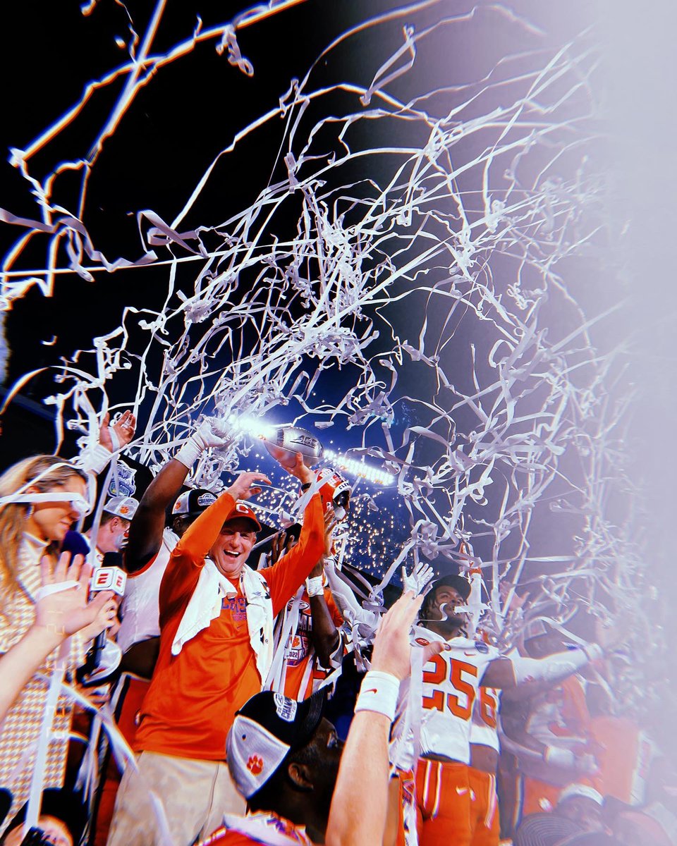 Raise that trophy!! 🏆