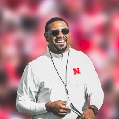 Omar Hales tweet media