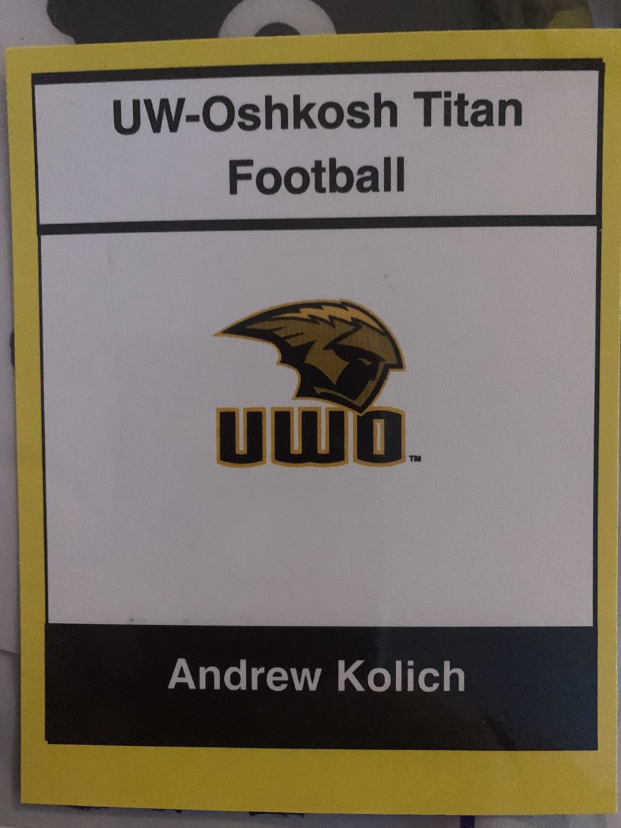 Had an amazing time at Oshkosh today! Thank you <a href="/PeteyBananas/">Peter Jennings</a> for the invite, Loved being back!! <a href="/coacheimer/">Coach Eimer</a> <a href="/WABlackhawkFB/">West Aurora Football</a>