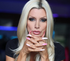 TW Pornstars - Miss Brittany Andrews. Twitter. Guys, please help reach