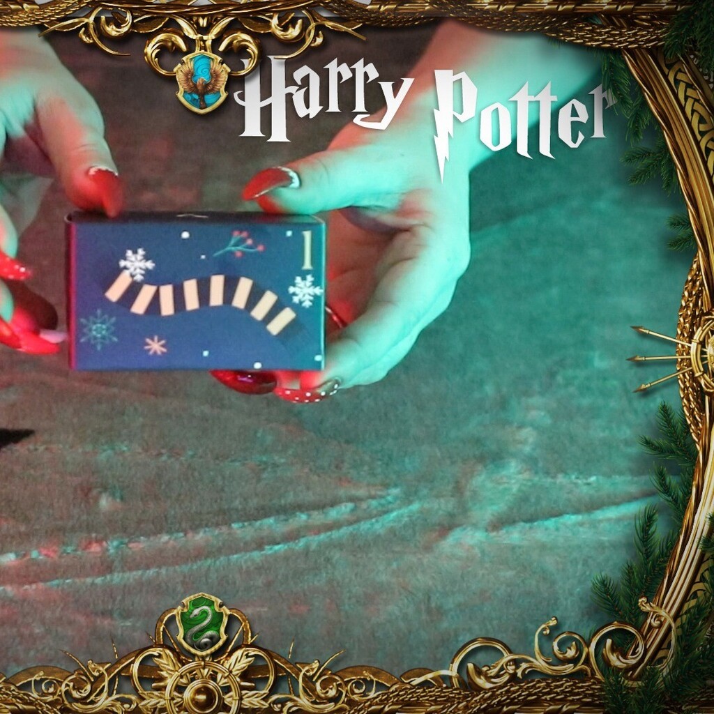 AmberLovesAsmr's tweet photo. ASMR Harry Potter Christmas 2022 | Day 1 --> https://t.co/f0hs7Puosy

#asmr #countdown #advent #amberlovesasmr #asmrtrigger #asmrforsleep #amberlove #amberasmr #satisfyingasmr #oddlysatisfying #tingles #scratching #harrypotter #hogwarts #wizard #hogwartsambience #acrylicnails #… https://t.co/aCIx1tPd0I