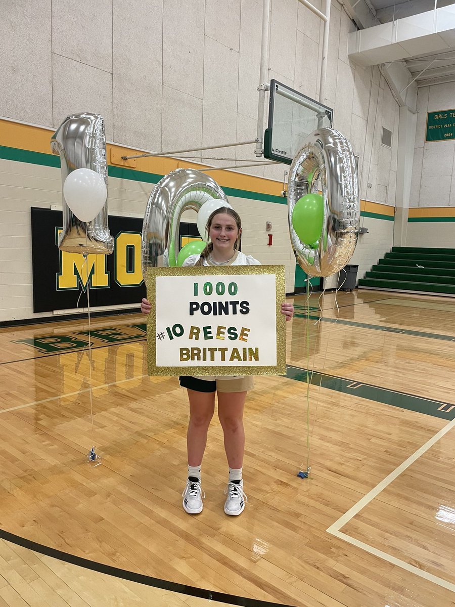 VMLE22's tweet photo. Congratulations @reese_brittain on your 1000 points! #DoN 💛💚🦅🏀 https://t.co/AmXHNoDMOM