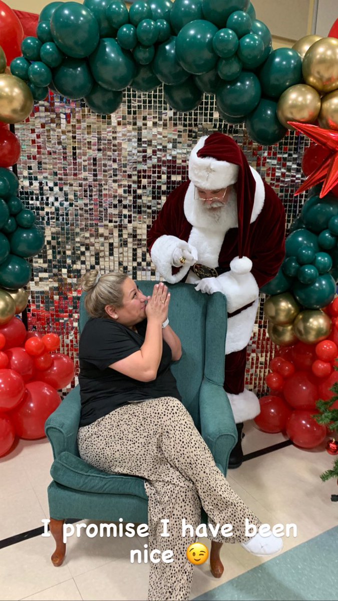 Kicking off December with a visit with Santa #leopardspotting #kindnessmattersatlse <a href="/mshenry24/">Ms. Henry</a> <a href="/HumbleISD_LSE/">Lakeshore Elementary</a> <a href="/LSELeopardsPTO/">Lakeshore Elementary PTO</a>